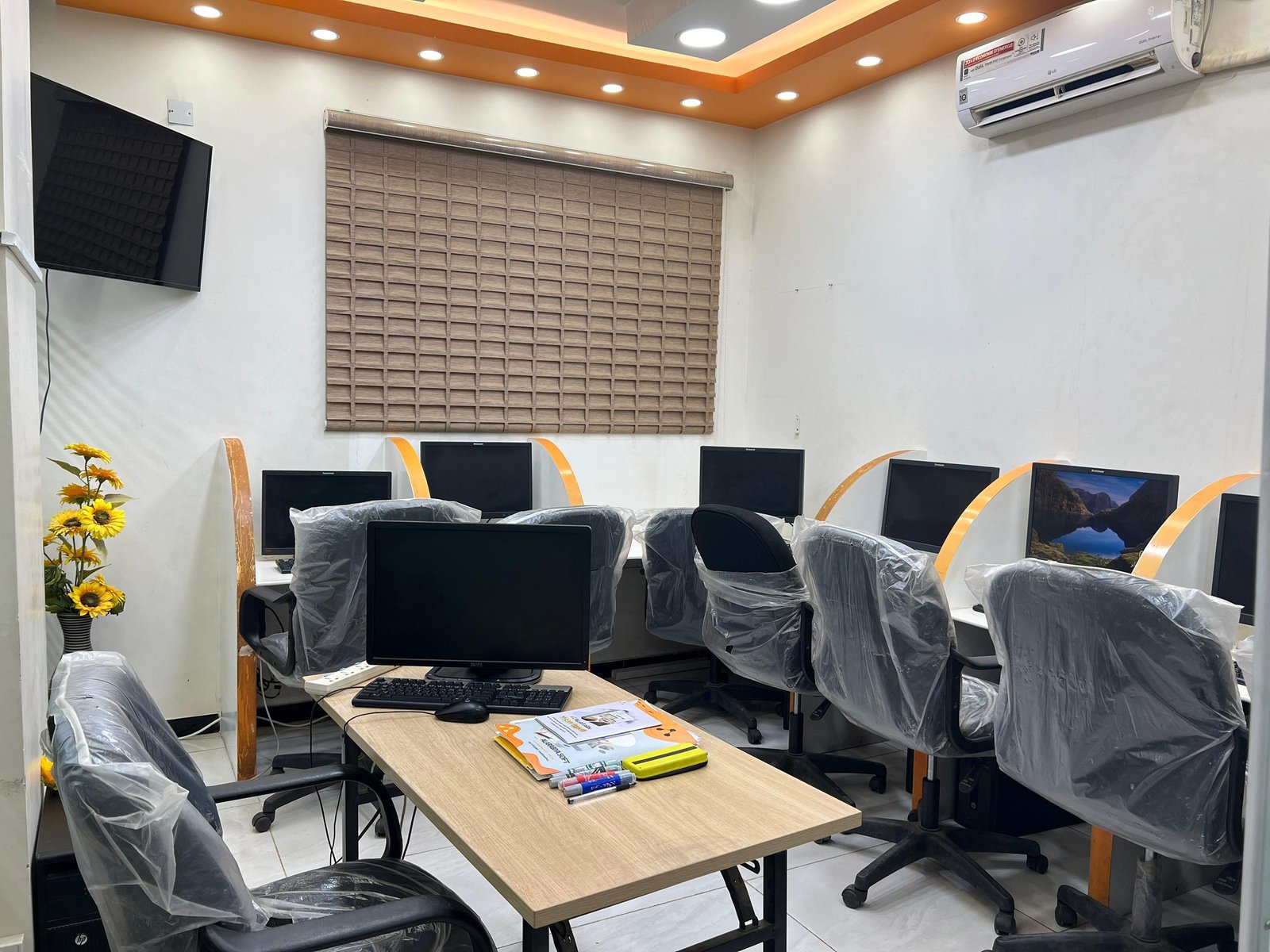 افتتاح دورات تدريبية لنظام أدفانس
